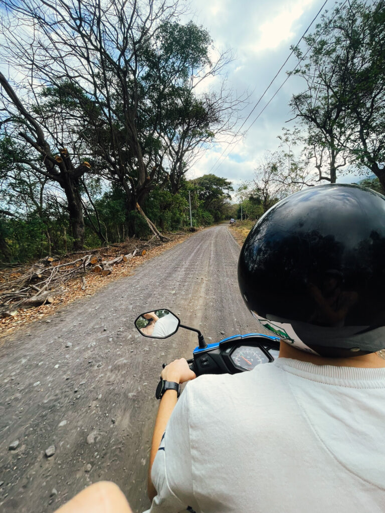 na skutru ometepe2