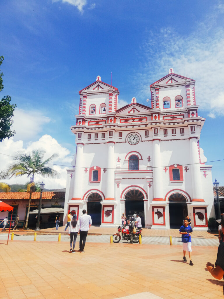 guatape katedrala